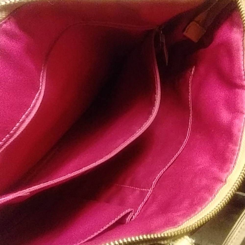 Coach Bag - Picture 2 of 4